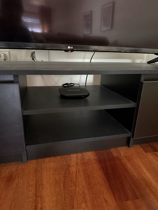 Móvel de TV Preto