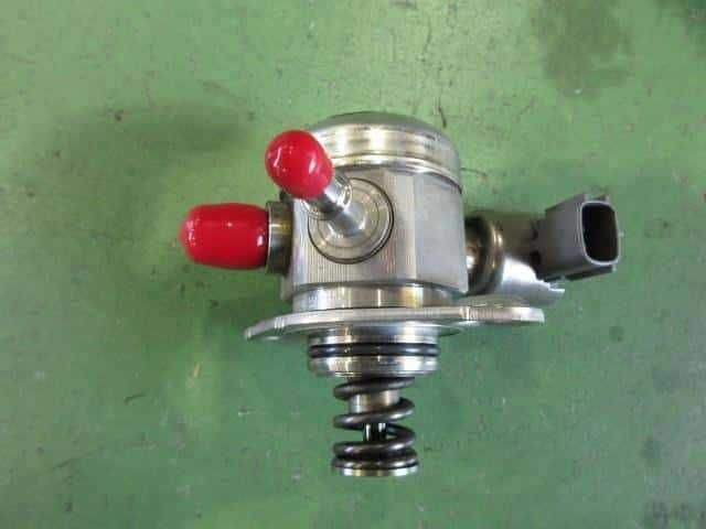 Насос паливний ТНВД Nissan Juke X-trail 1.6 2.0 БЕНЗИН (2010 -2017 р)