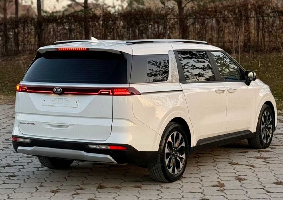 Kia Carnival 2021 г., 2.2 л, Автомат, Дизель, Минивэн