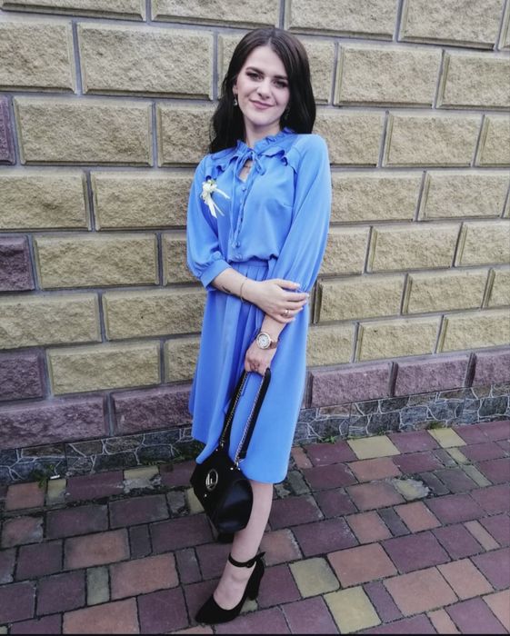 Жіночі сукні святкові S, M