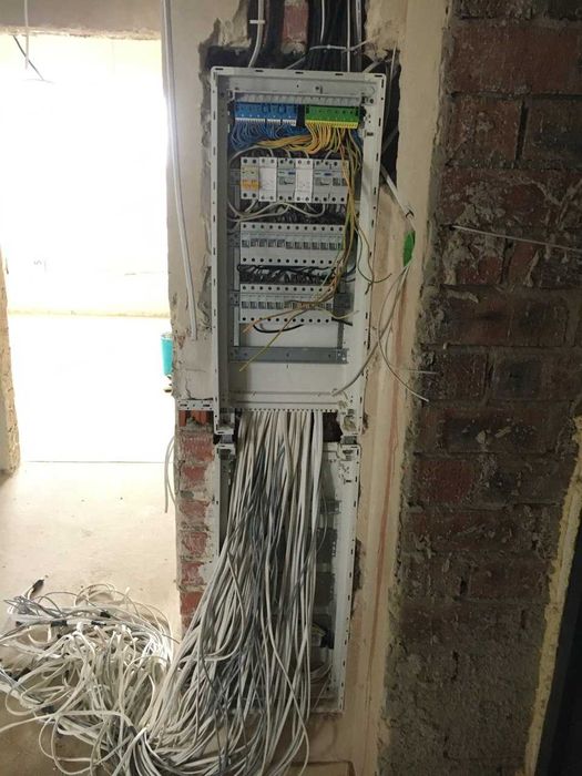 Послуги електрика | Електромонтаж під ключ * Електрик – Коломия