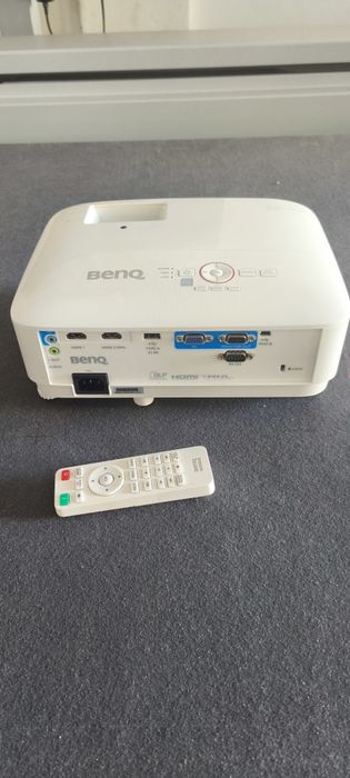 Vídeoprojector BENQ TH671ST