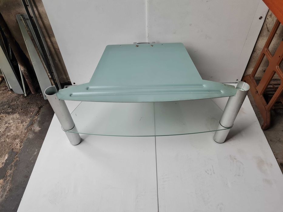 Mesa para TV, aparelhagem