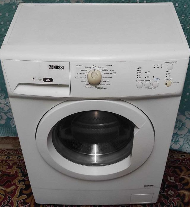 Пральна машинка Zanussi 5кг