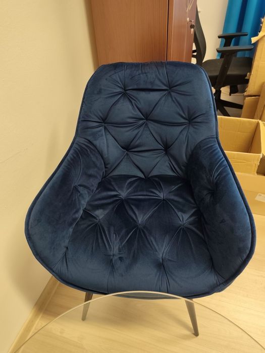 Sprzedam sofę, krzesło i stolik