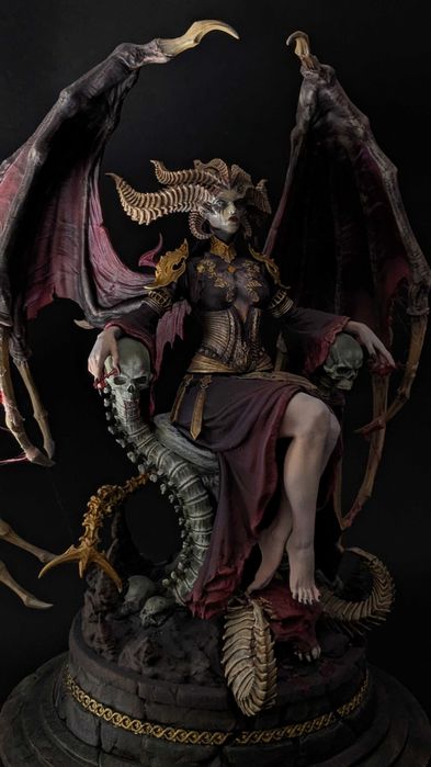 Продаю эксклюзивную фигурку Лилит из Diablo IV.