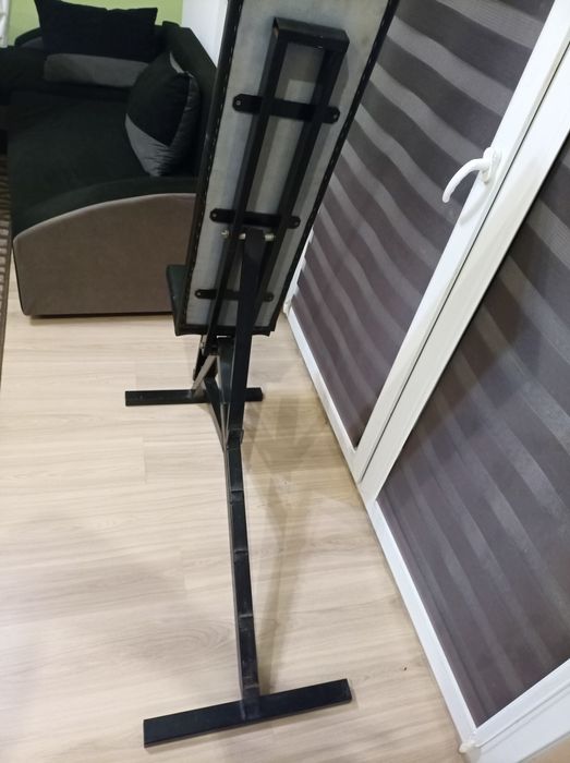 Regulowana ławka do ćwiczeń