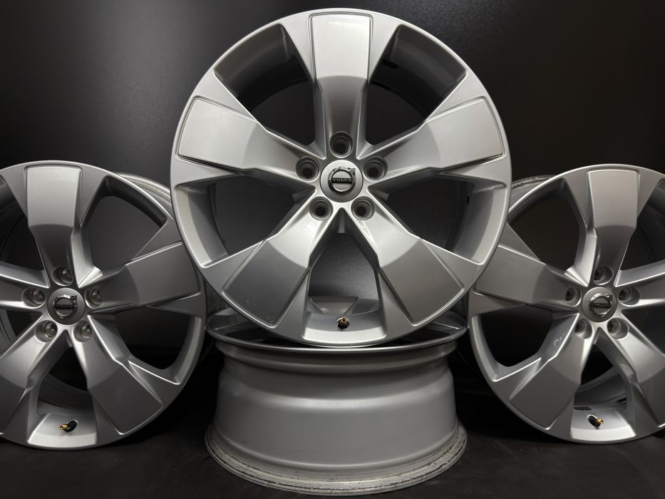 Диски R18 5x108 Et50.5 7.5J. Volvo XC60 XC70 XC40 XC90 V40 V60 V80 V90 S40 S60 S80 S90 Ford Edge Fusion Kuga Espace Mach-E Mondeo Land Rover Jaguar
