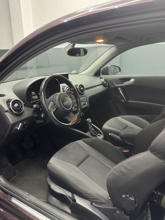 AUDI A1 CAIXA AUTOMATICA