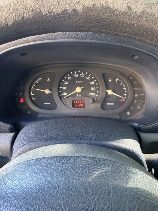 Renault clio 1998