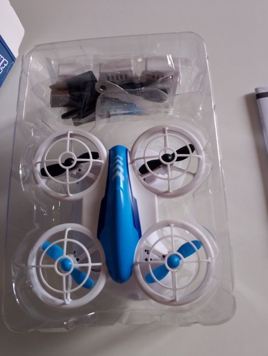 Dron dla dzieci 3 akumulatory