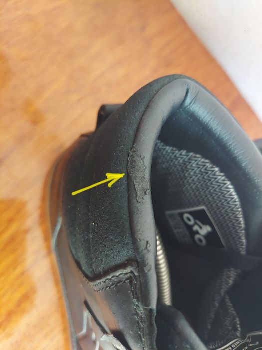 Мотоботы ботинки фірми Alpinestars J-6 waterproof оригінал

Розмір по