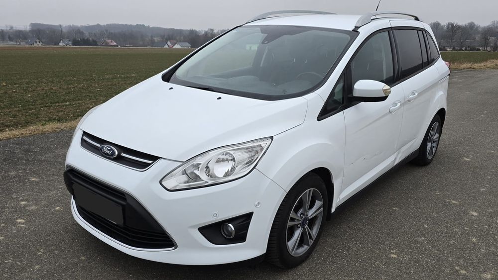 Ford Grand C-Max Niski Przebieg