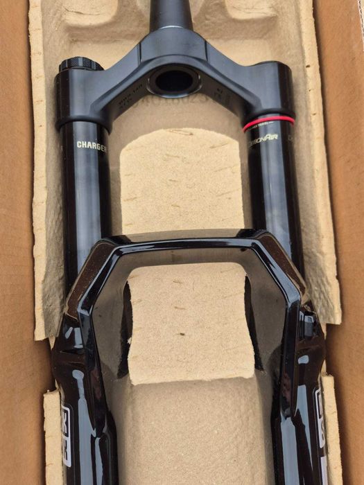 Amortyzator RockShox Zeb Ultimate Rc2 29" 160mm czarny 44mm offset