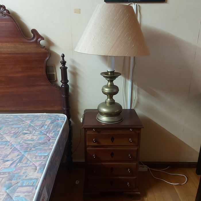 PECHINCHA, URGENTE, VENDA RÁPIDA: Quarto de solteiro completo (madeira maciça mogno) e muitos extras
