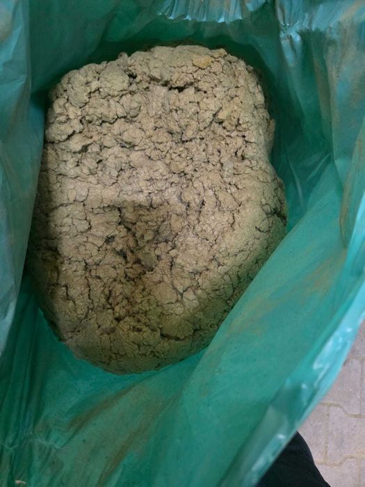 Wełna niewymiarowa - dredy oraz Pył z wełny mineralnej