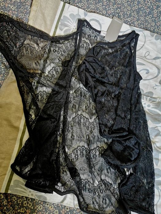 NOWA czarna Koronkowa Ażurowa Kamizelka kamizela ORSAY