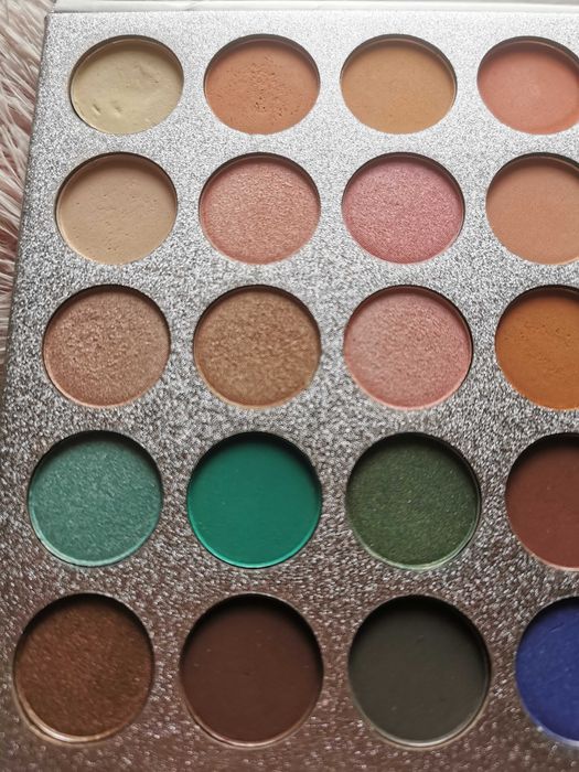 Paleta cieni do powiek