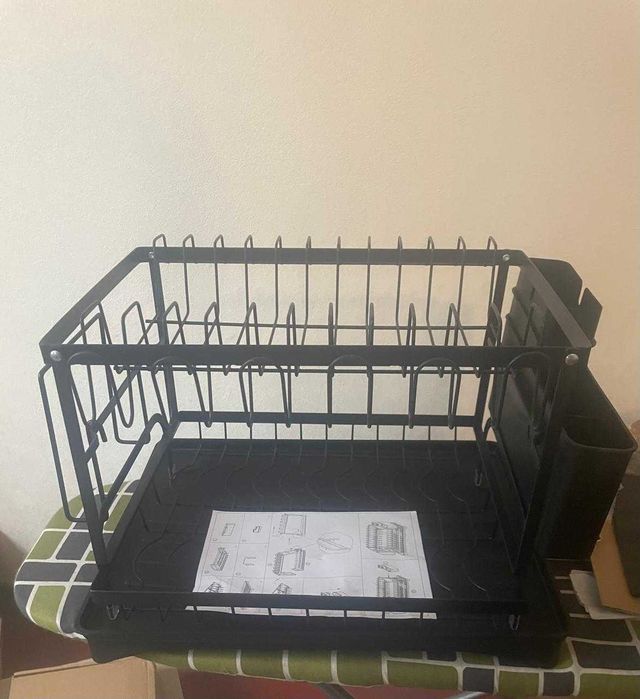 Полиця для посуду