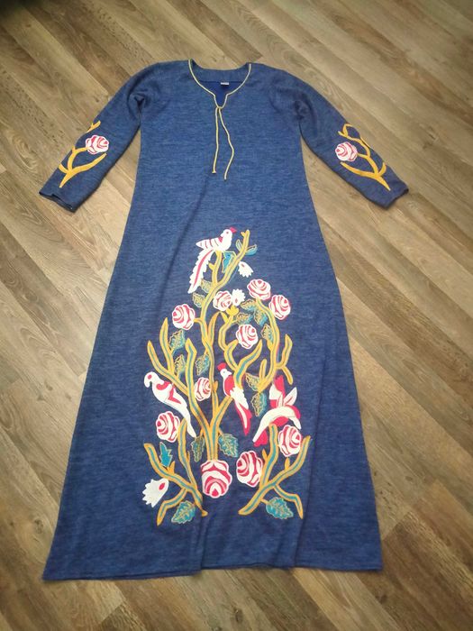 Красивое (весна -осень) платье с вышивкой (этно, бохо стиль) размер М