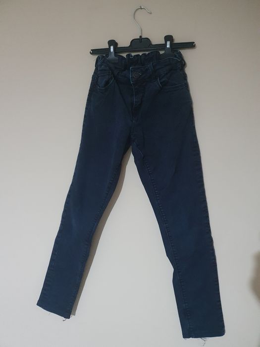 Ciemne jeansy dziewczęce ZARA BASIC DEPT.