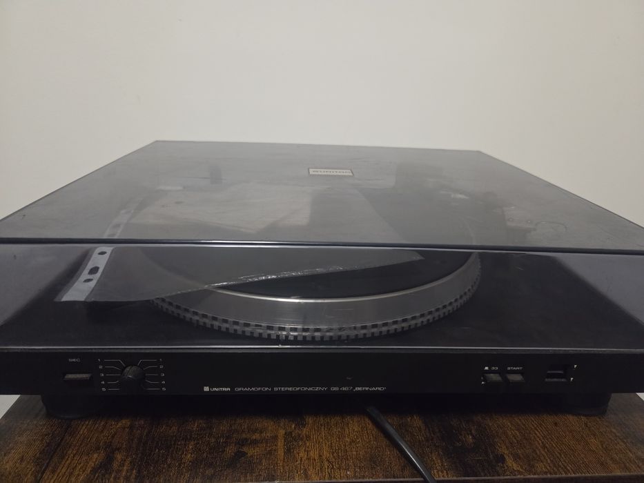 Gramofon Unitra Bernard GS 467
