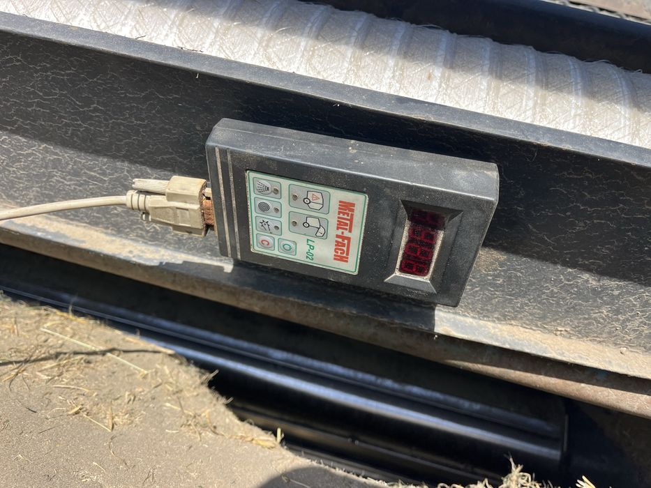 Metal fach z562 prasa  siatka