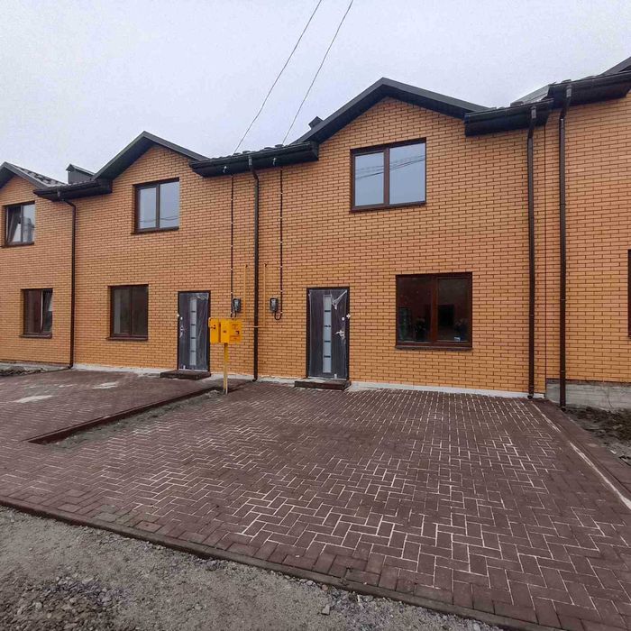 Продам таунхаус (3725)