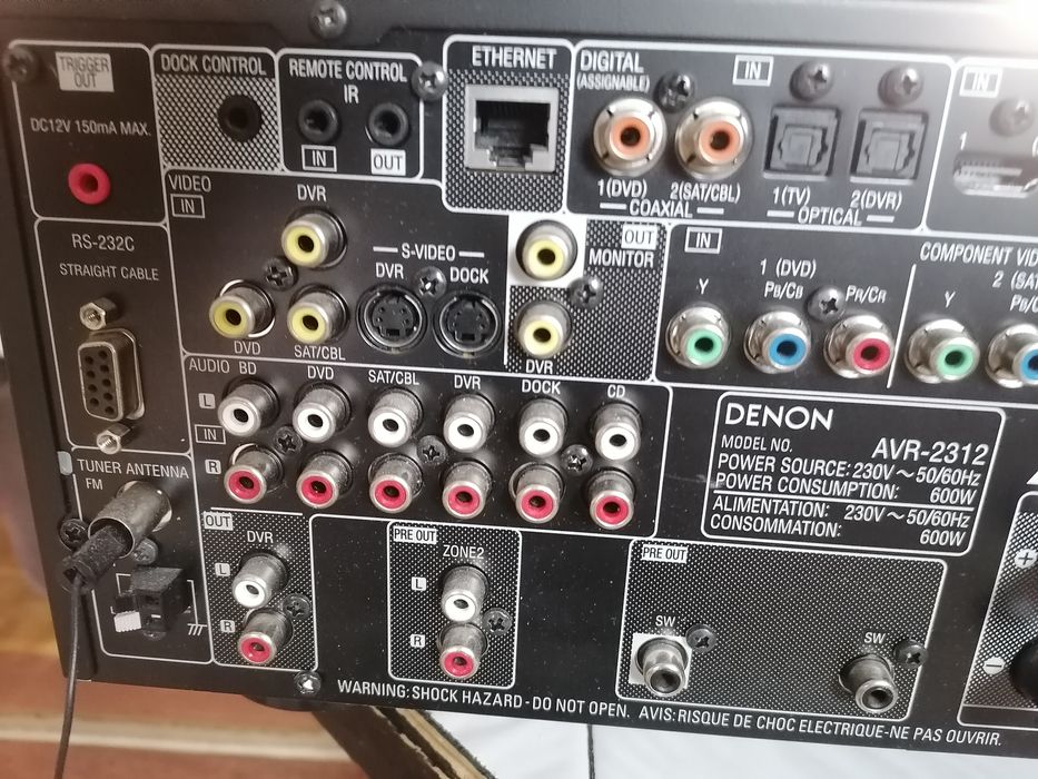 AMPLITUNER   denon  AVR -2312