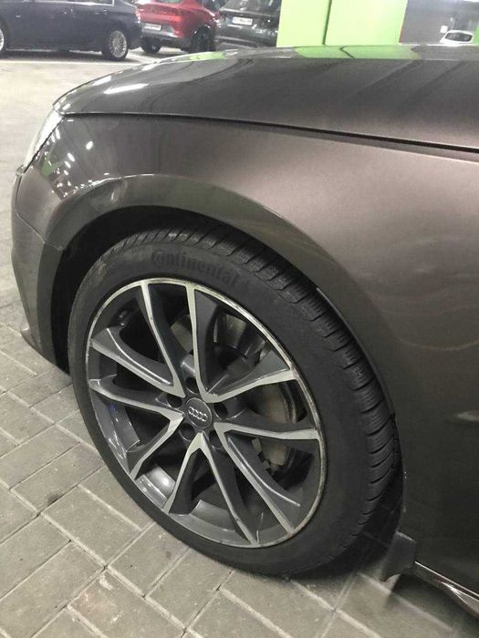 Продаю Audi A4 2016