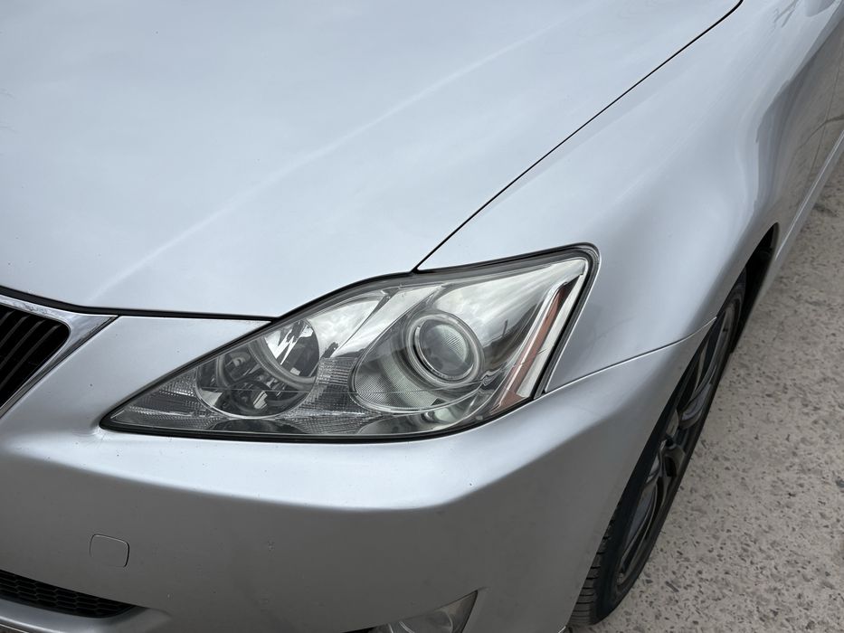 Шикарный Lexus IS 250