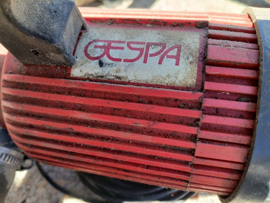 Bomba transfega gasóleo