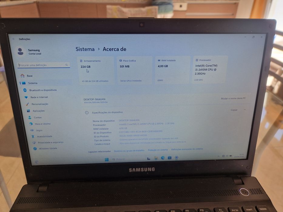 Samsung  NP300V3A   Core  i5