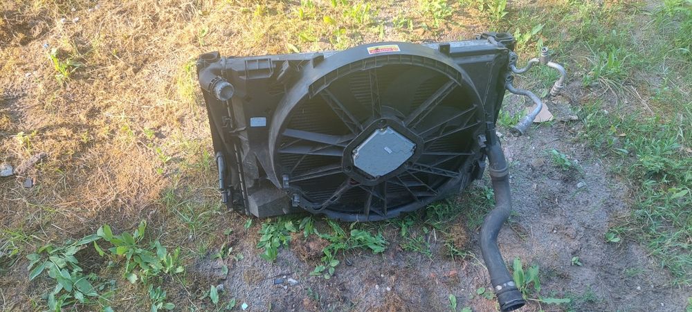 Bmw e90 e91  Chłodnice wody klimatyzacji Wentylator 2.0 benzyna