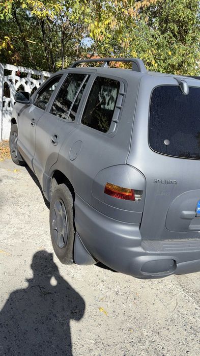 Продам машину                        Hyundai Santa FE 2003