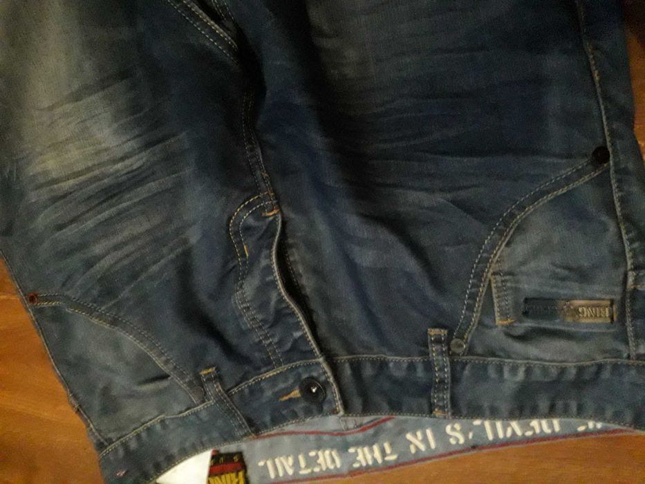 spodnie jeansowe