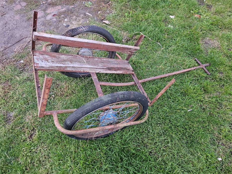 Wózek transportowy retro