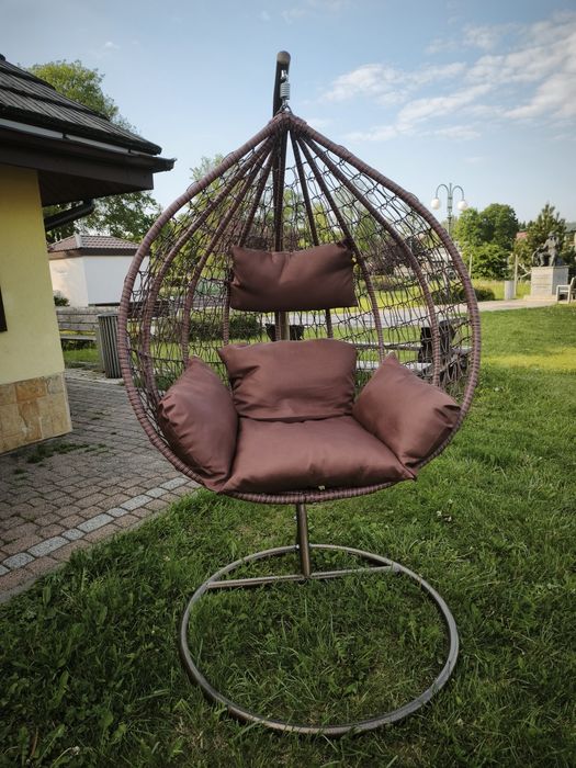 Fotel kokon ogrodowy huśtawka