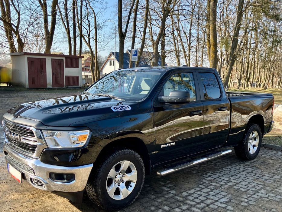 Dodge RAM NEW 5,7 HEMI 4x4 zarejestrowany w Polsce, bezwypadkowy, odlicz VAT 23%