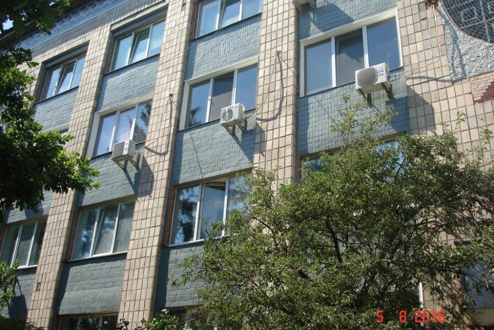 ЕКСКЛЮЗИВ! Продаж бізнес-центру у центрі міста, по вул. Шевченка