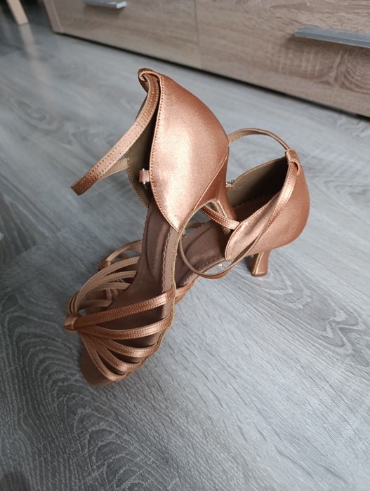 Buty damskie do tańca nowe latynoskiego taniec 39