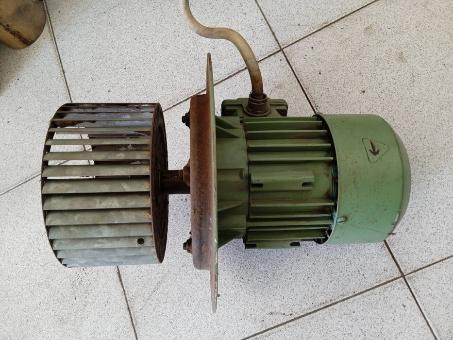 Motores trifásicos e monofásicos