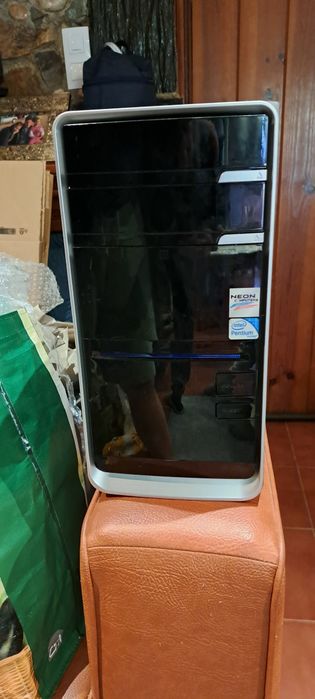 Caixa Torre por identificar