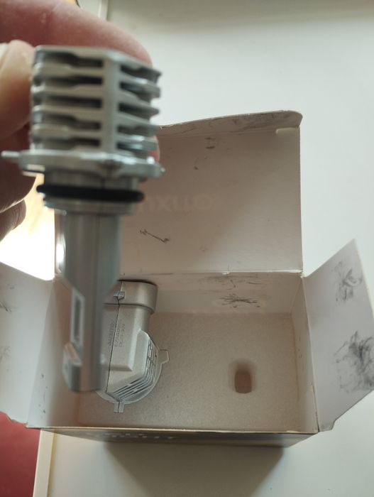 Продам новые лед лампы hb4 H9 H11