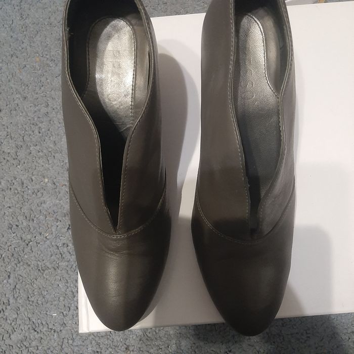 Туфлі шкіряні,виробницво португалія