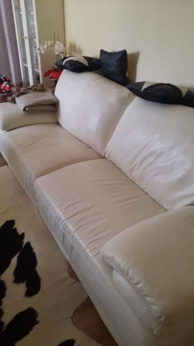 Sofás em pele Divani vende se separado