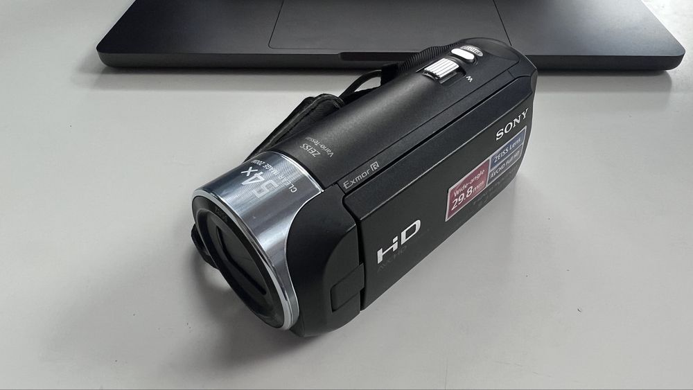 Kamera SONY HDR-CX240E Handycam