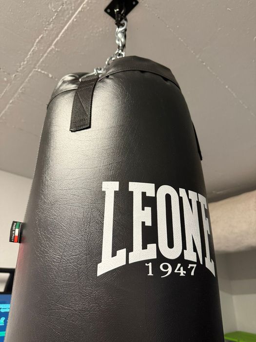 Saco boxe Leone 1947 em muito bom estado