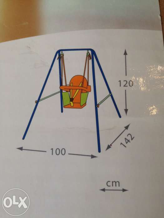 Vendo Baloiço Novo na caixa para bebé, dá para interior ou exterior.