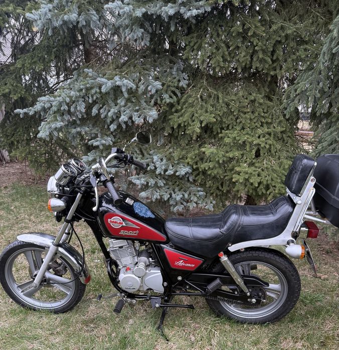 Motocykl Daelim VC125F